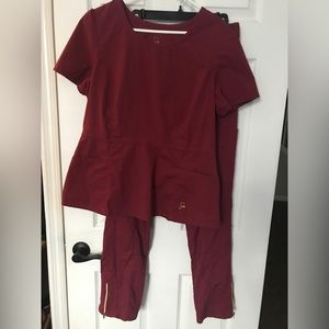 Jaanuu Women's Scrub Set in Burgundy